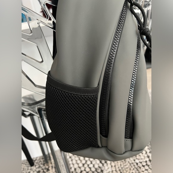 DUCHAMP GREY RUBBERIZED Cool Motorcycle Riders Travel Vacay Unisex SLING BAG NWT - Picture 11 of 14